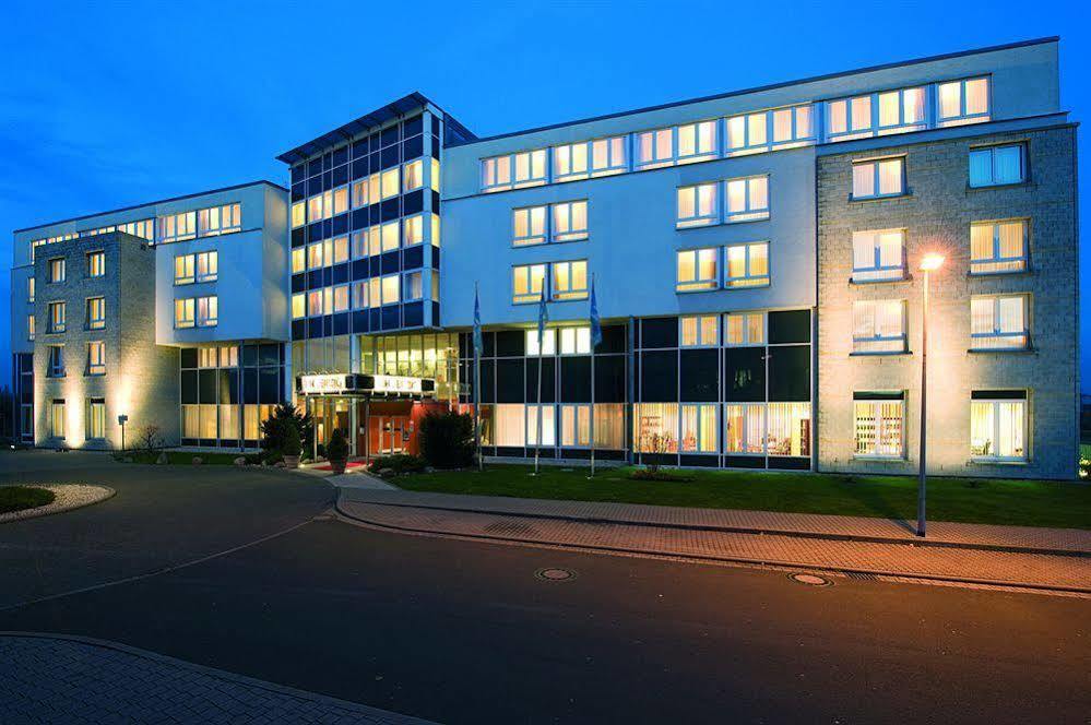Nh Leipzig Messe Hotel Exterior foto